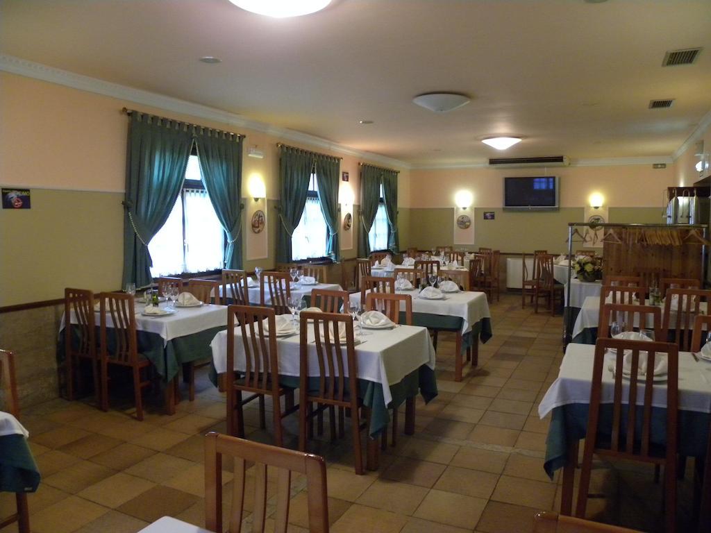 Hotel Restaurante Casa Fernando Ballota Exteriör bild