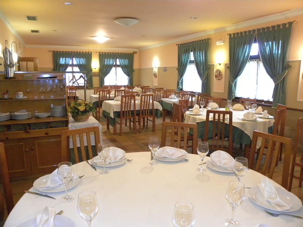 Hotel Restaurante Casa Fernando Ballota Exteriör bild