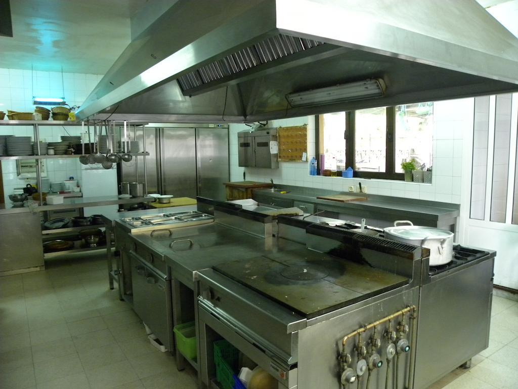 Hotel Restaurante Casa Fernando Ballota Exteriör bild